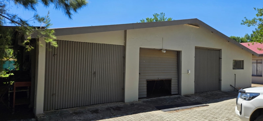 4 Bedroom Property for Sale in Wolmaransstad North West